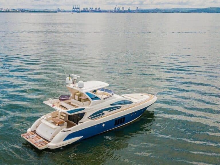 Private charter in Cartagena (photo 4 of 20)