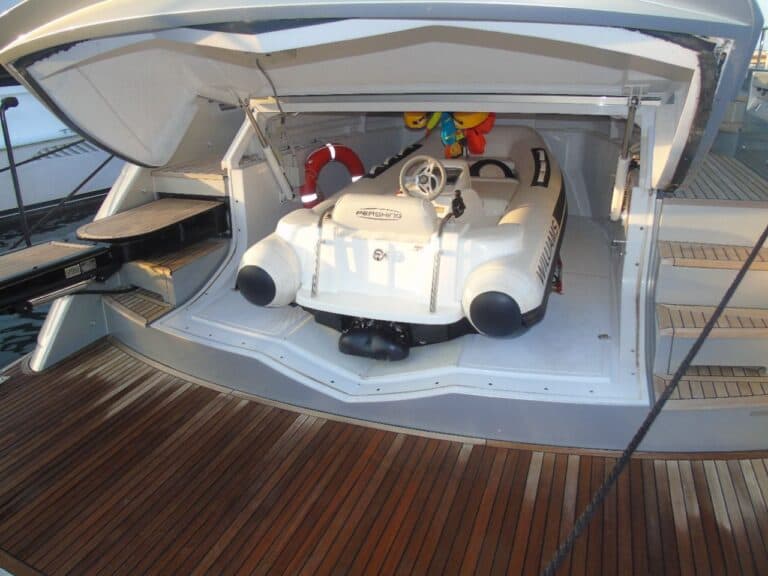 Private charter in Cartagena (photo 5 of 14)