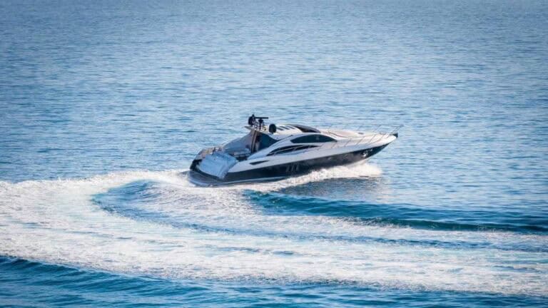 Private charter in Cartagena (photo 6 of 20)