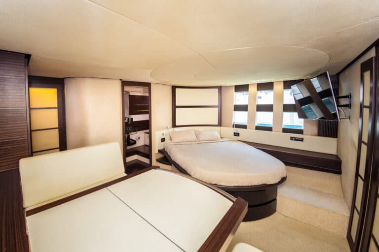 Yate Azimut Sport 62′ en Cartagena (foto 7 de 9)