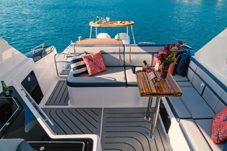 Private charter in Cartagena (photo 5 of 17)