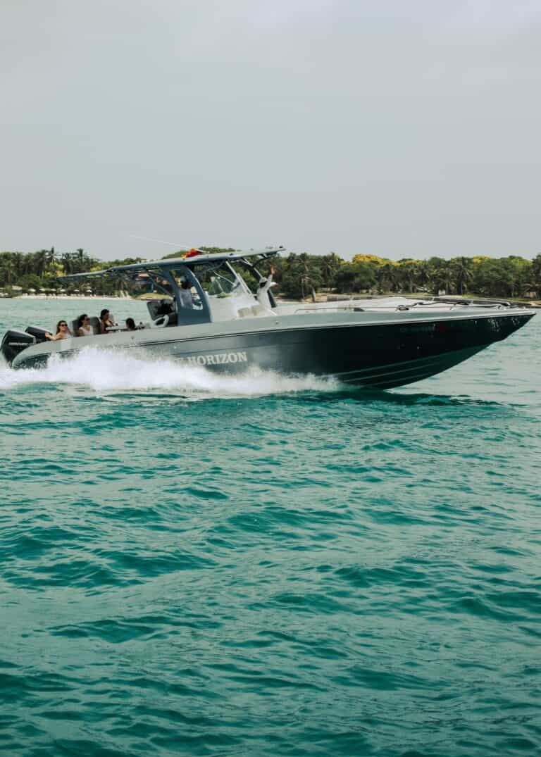 Private charter in Cartagena (photo 9 of 20)