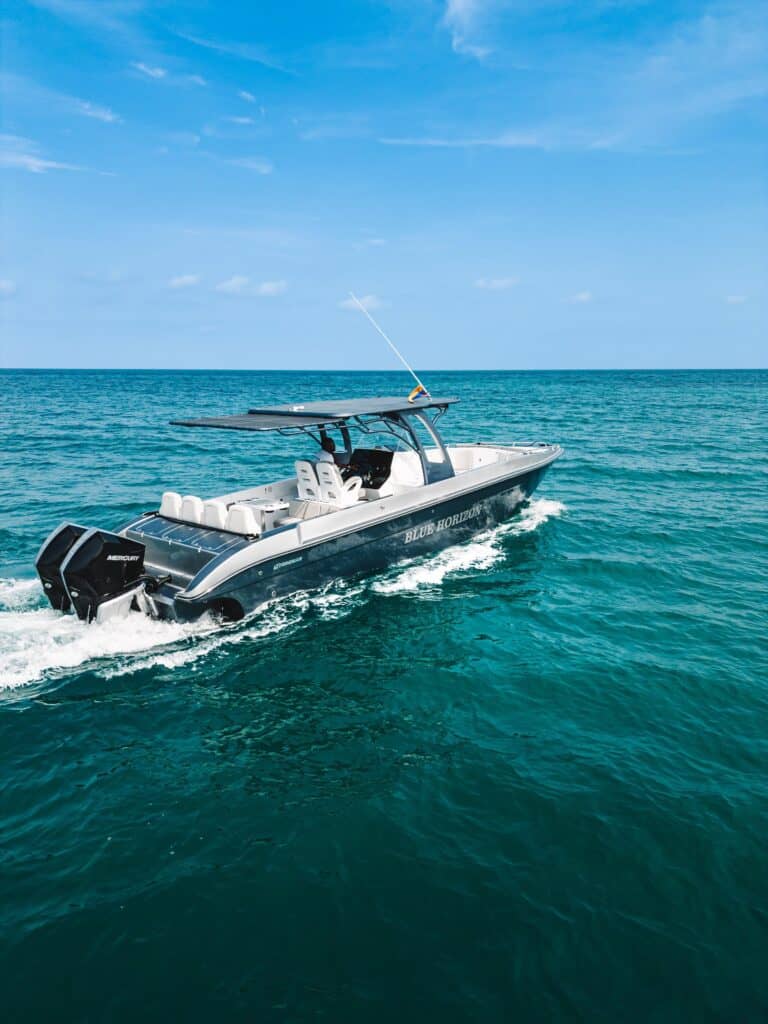 Private charter in Cartagena (photo 16 of 20)