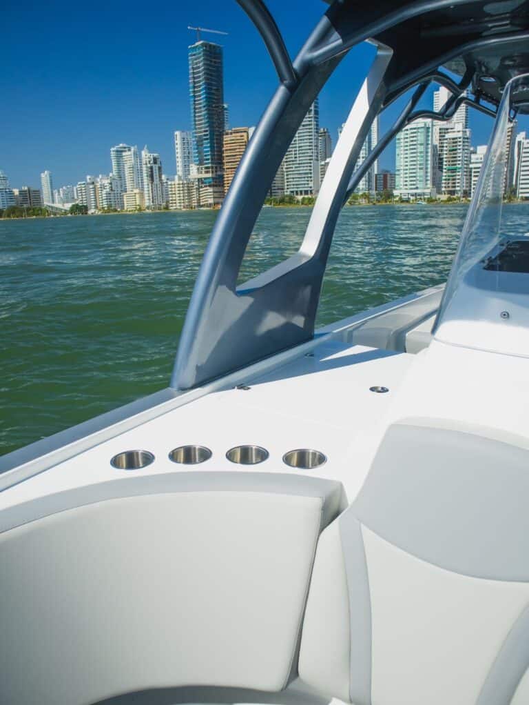 Private charter in Cartagena (photo 18 of 20)