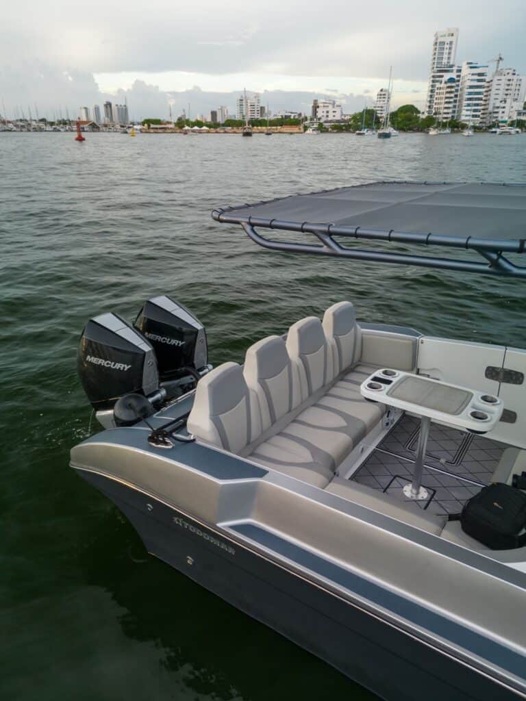 Private charter in Cartagena (photo 19 of 20)