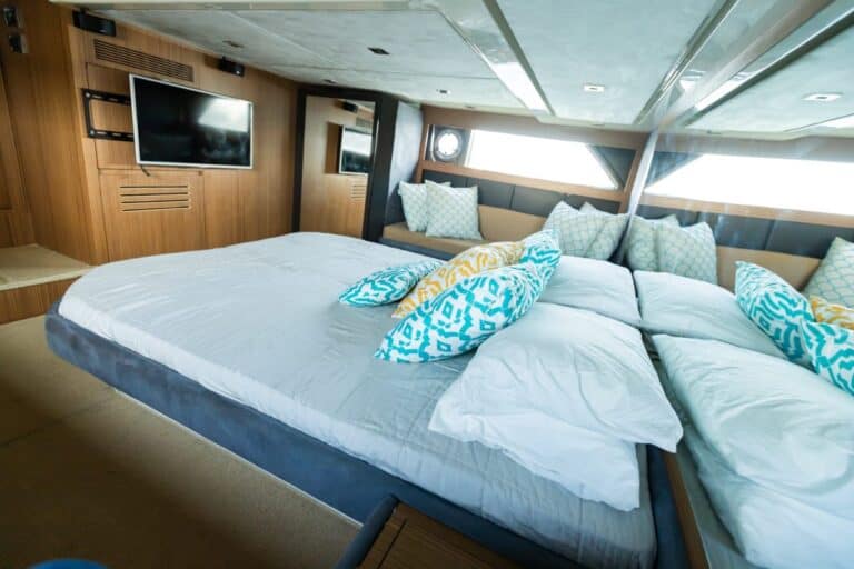 Yate Azimut Atlantis 48′ en Cartagena (foto 10 de 11)