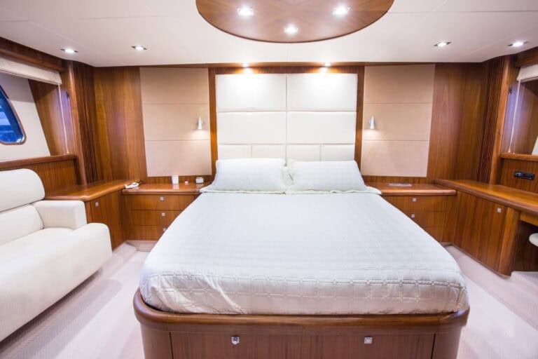 Private charter in Cartagena (photo 12 of 20)
