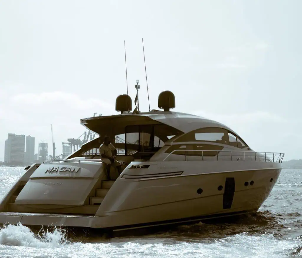 64' Yacht Rental Cartagena