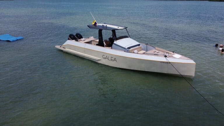 Lancha Galea 39 pies en Cartagena (foto 9 de 14)