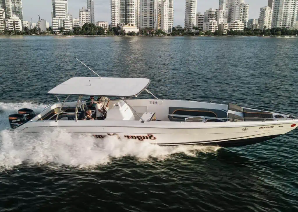45' Boat Rental Cartagena