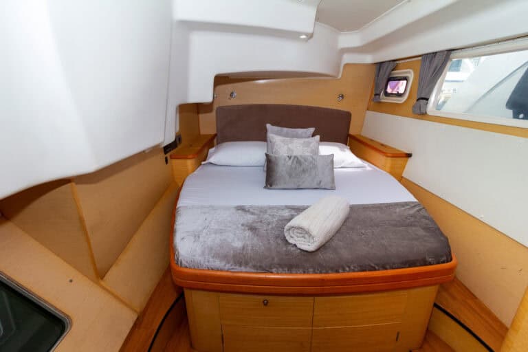 Catamarán de vela Lagoon 440 en Cartagena (foto 2 de 15)