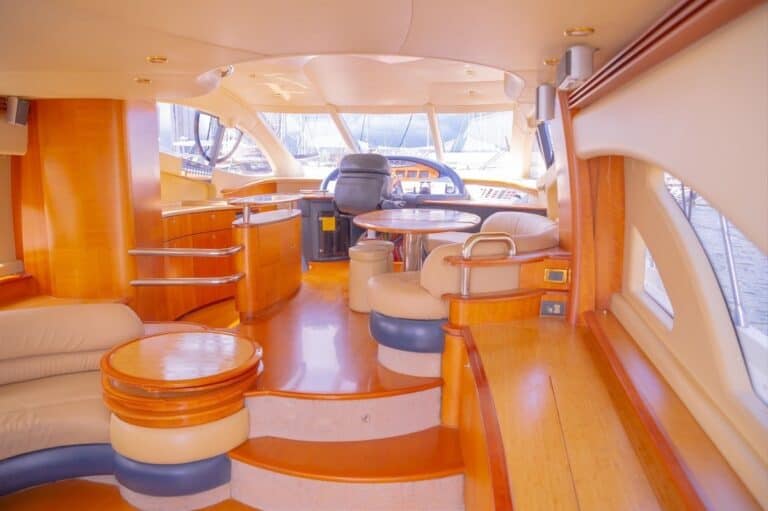 Private charter in Cartagena (photo 6 of 14)