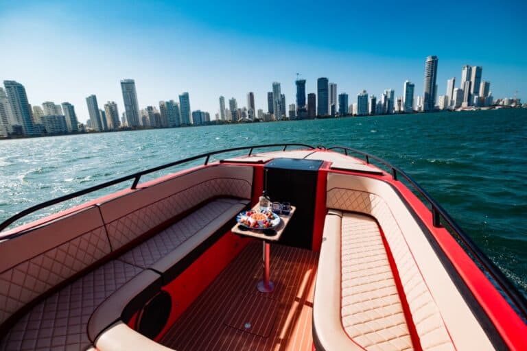 Lancha Luxury Sport II 39′ en Cartagena (foto 3 de 8)