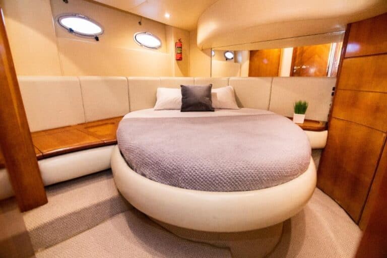 Yate Azimut 46′ en Cartagena (foto 5 de 20)