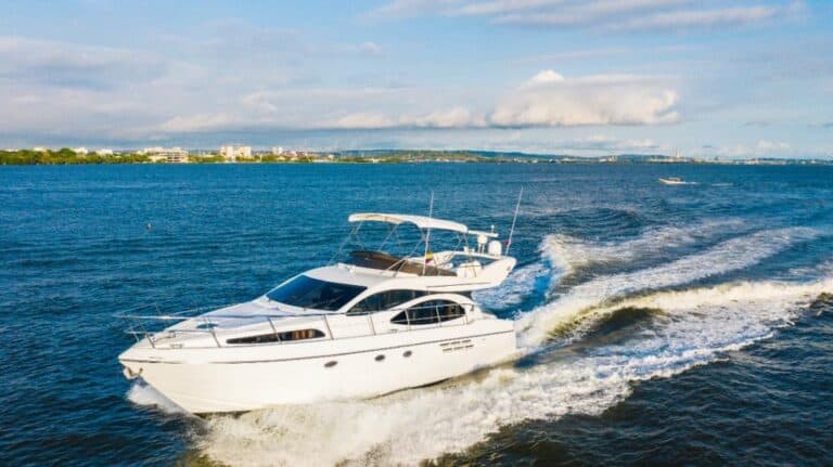 Yate Azimut 46′ en Cartagena (foto 20 de 20)