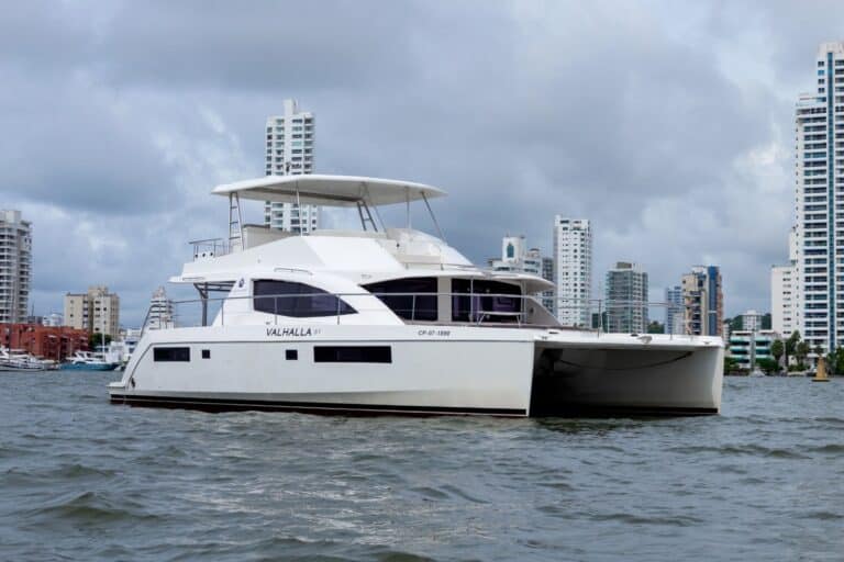 51′ Leopard Catamaran, catamaran for rent in Cartagena