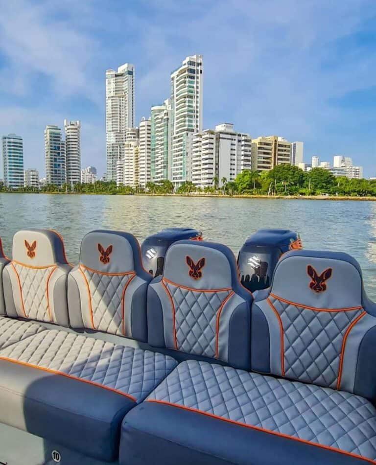 Private charter in Cartagena (photo 11 of 18)