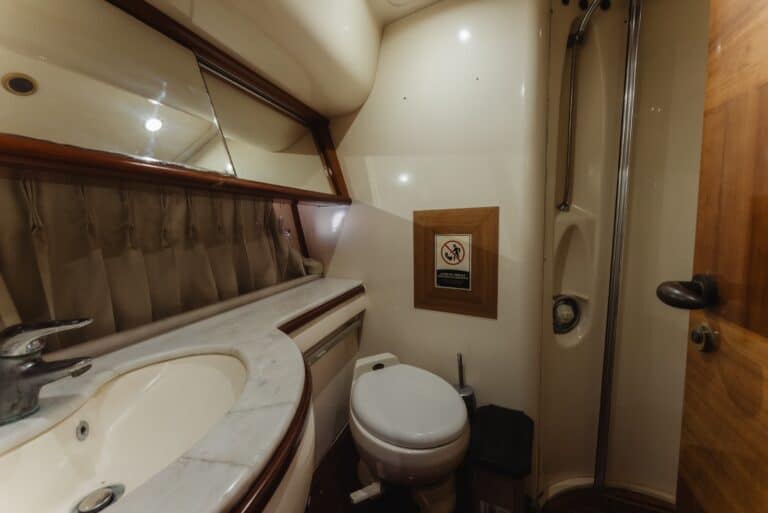 Yate Azimut Flybridge 62′ en Cartagena (foto 13 de 14)