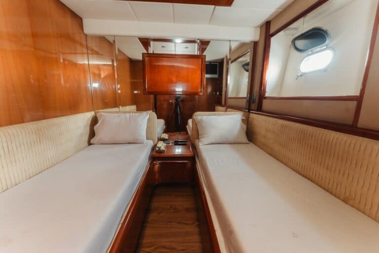 Private charter in Cartagena (photo 12 of 13)