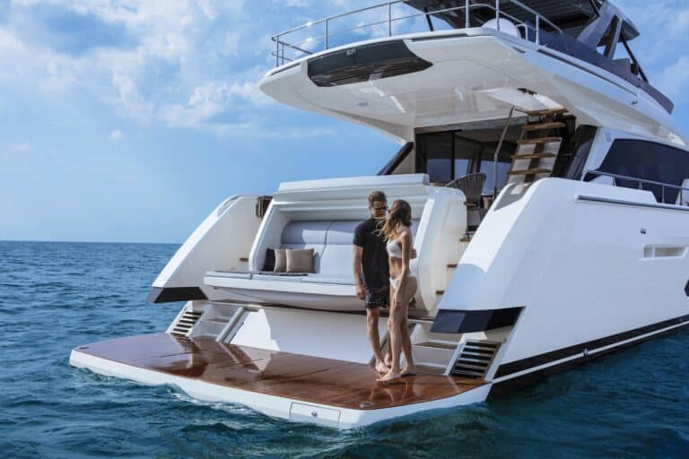 Yate Ferretti 720 en Cartagena (foto 15 de 15)