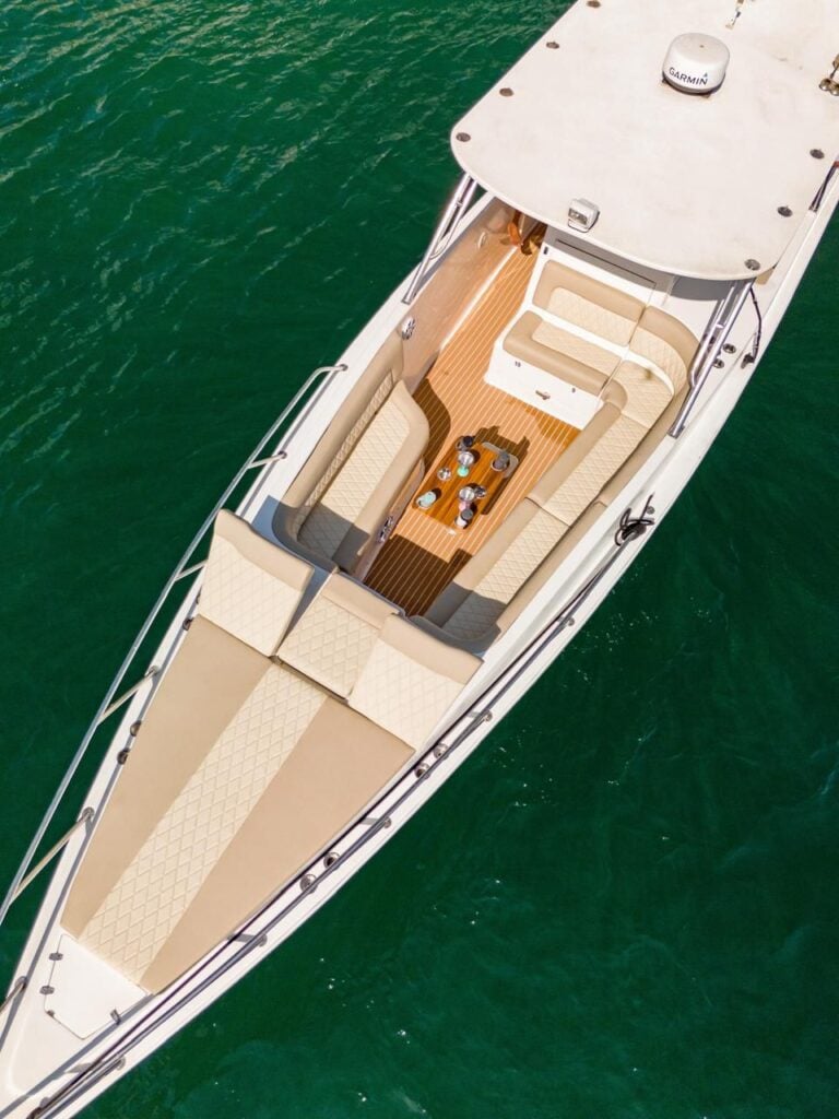 Lancha Express Cruiser 46′ en Cartagena (foto 9 de 15)