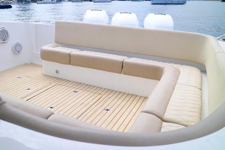 Lancha con cabina Speed Cruiser 43′ en Cartagena (foto 13 de 15)