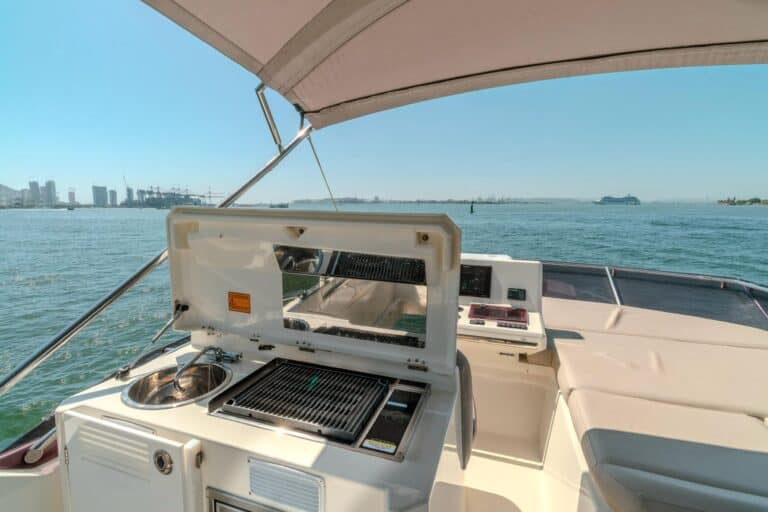 Yate Prestige 520 en Cartagena (foto 3 de 20)