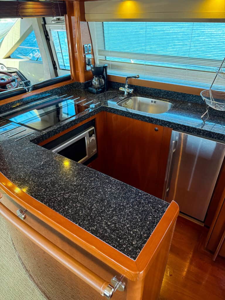 Yate Princess Flybridge 65′ en Cartagena (foto 7 de 20)