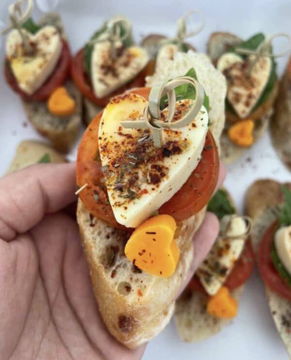 Canapés caprese (12 unidades)
