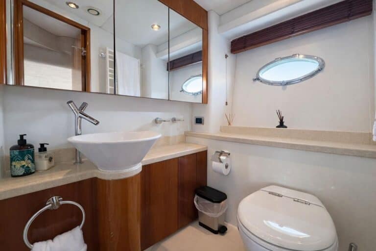 Yate Sunseeker Manhattan 64′ en Cartagena (foto 10 de 20)