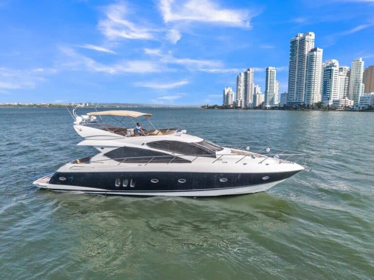 Yate Sunseeker Manhattan 64′ en Cartagena (foto 9 de 20)