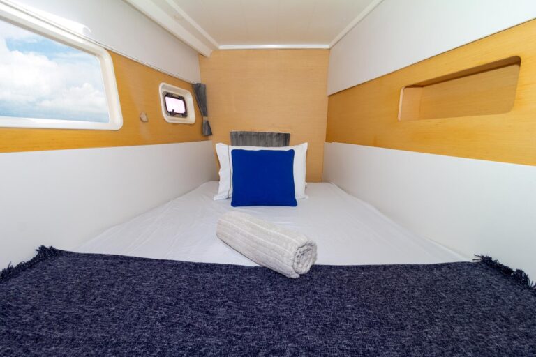 Catamarán de vela Lagoon 400 en Cartagena (foto 11 de 20)