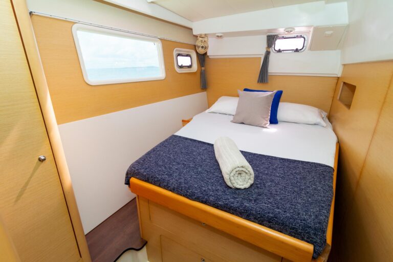Catamarán de vela Lagoon 400 en Cartagena (foto 4 de 20)
