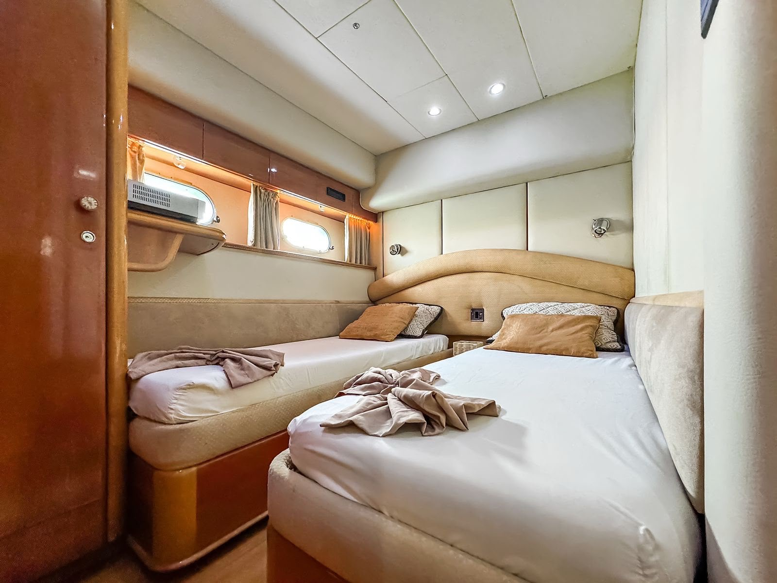 Twin stateroom for family charters