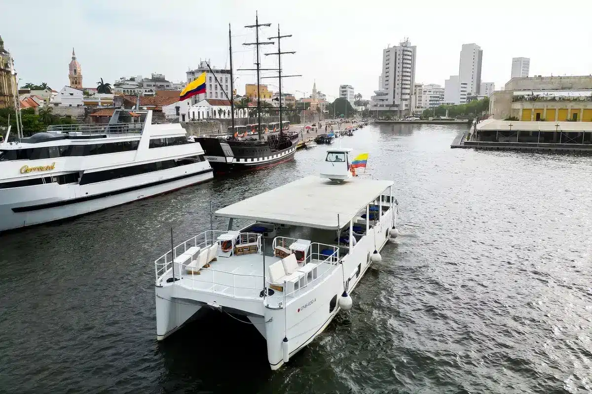 87-foot event catamaran sailing in Cartagena harbor