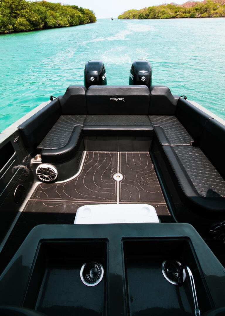 Lancha TH Raptor 42′ en Cartagena (foto 4 de 13)