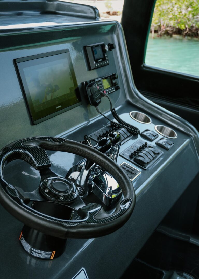 Lancha TH Raptor 42′ en Cartagena (foto 6 de 13)