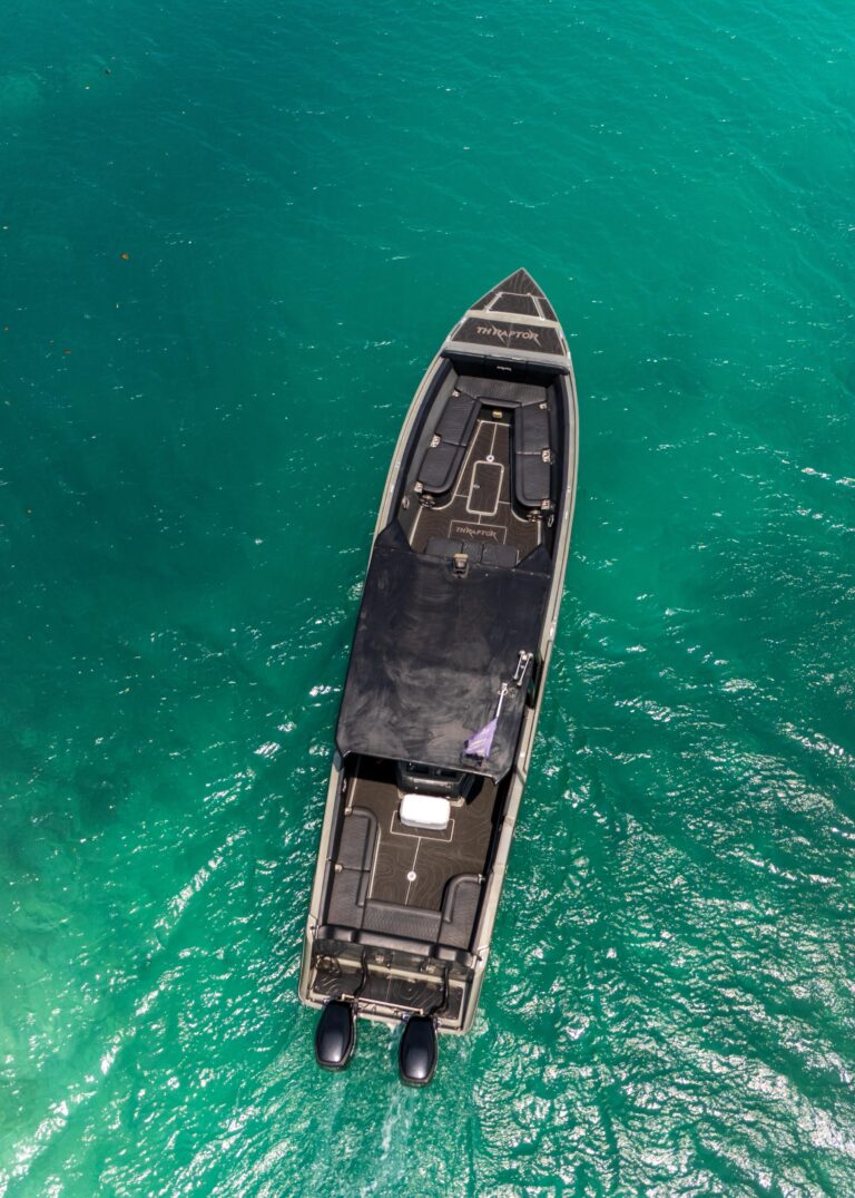 Lancha TH Raptor 42′ en Cartagena (foto 3 de 13)