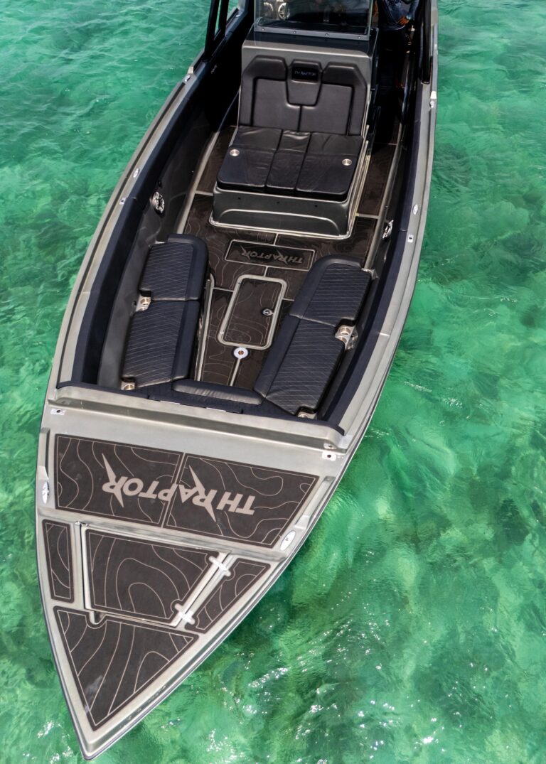 Lancha TH Raptor 42′ en Cartagena (foto 11 de 13)