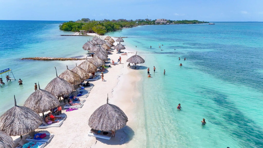 Pasadía Isla Palma en el archipiélago de San Bernardo, Cartagena, foto 1