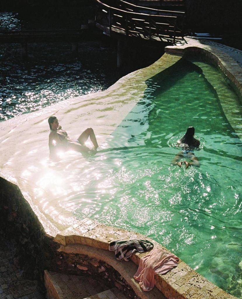 Private villa in the Rosario Islands — water slide into the sea