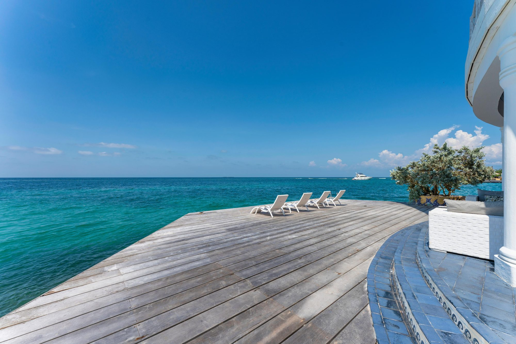 Private villa in the Rosario Islands — island areas and activities