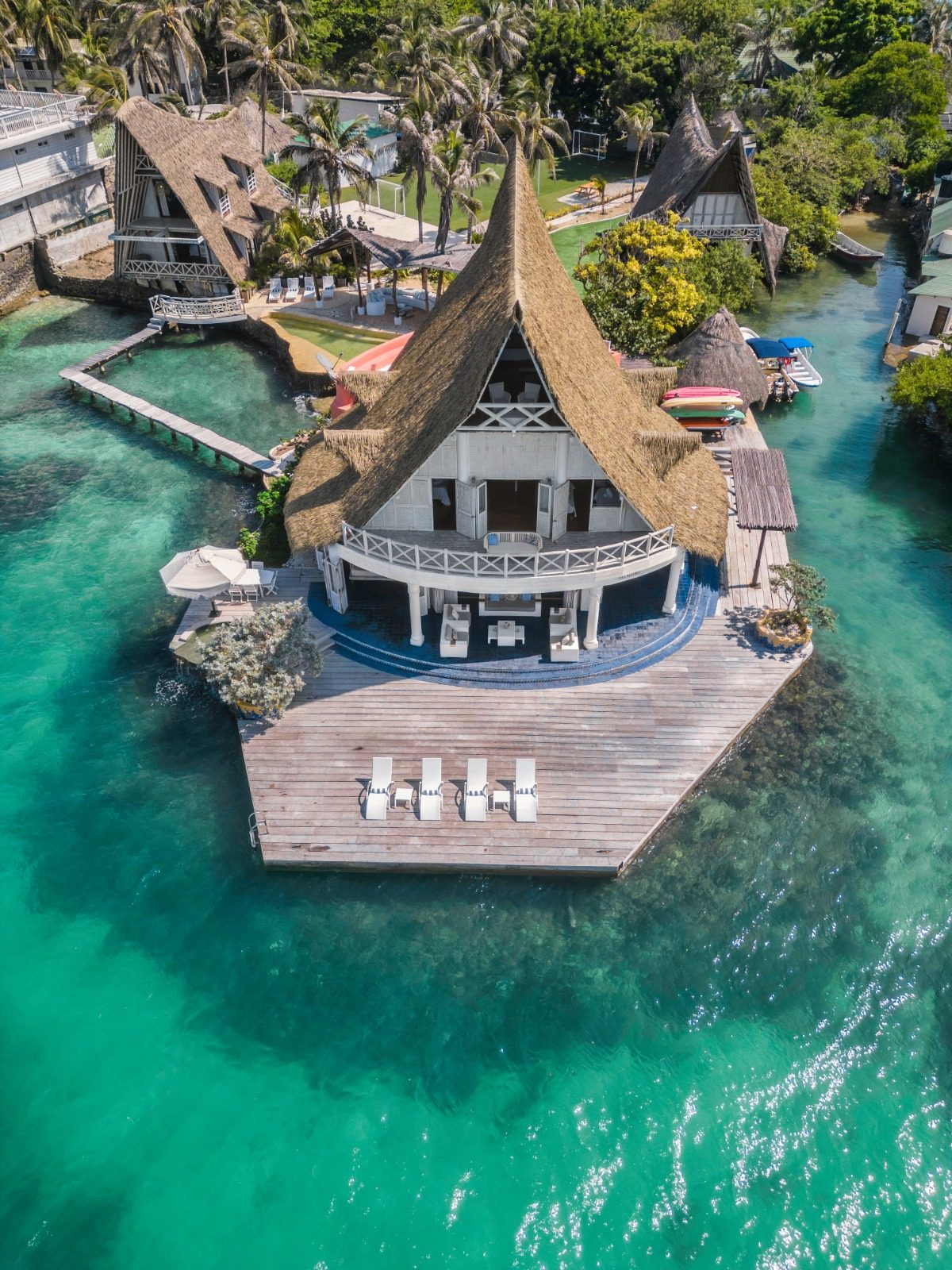 Private villa in the Rosario Islands — island areas and activities