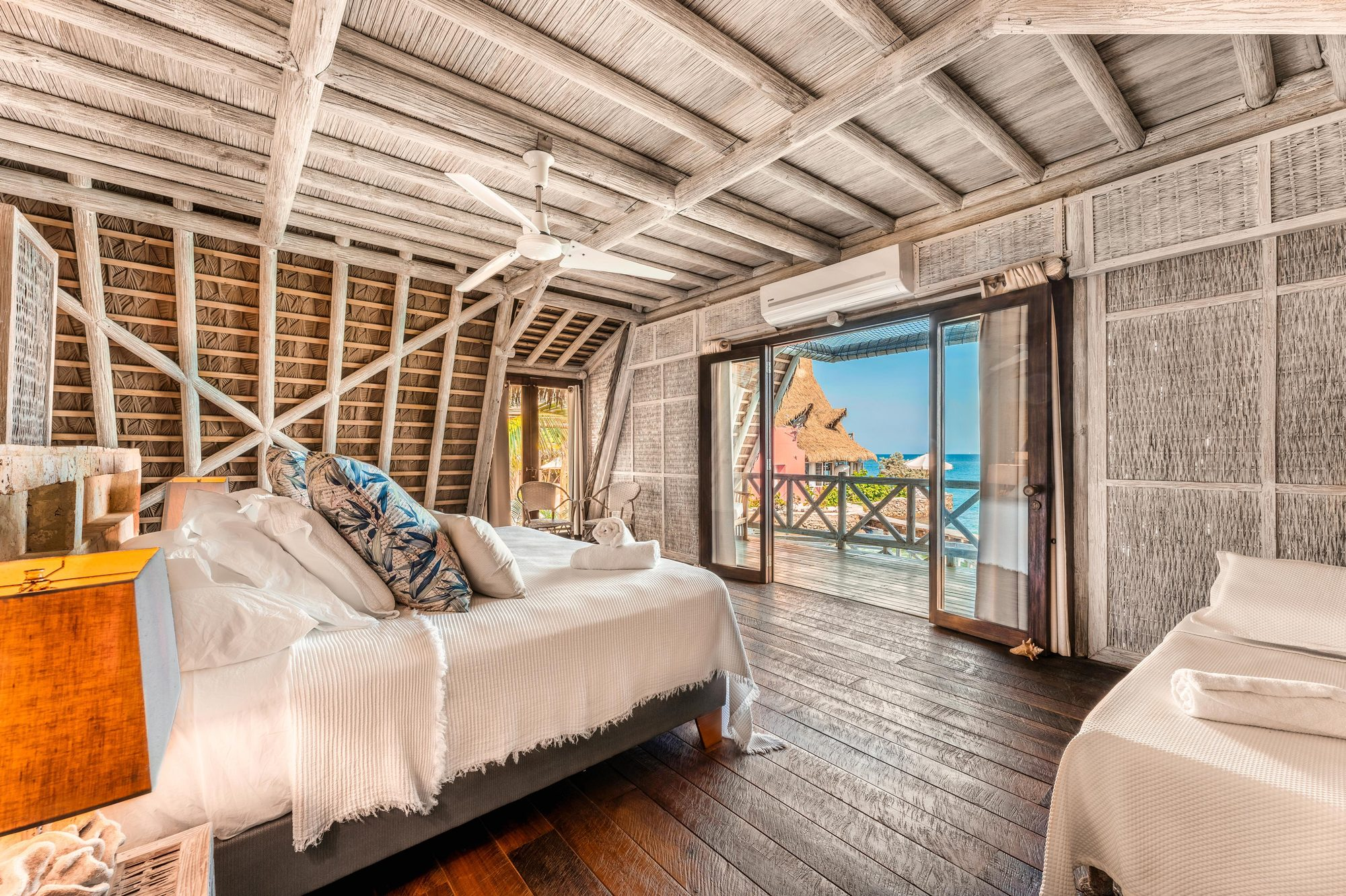 Private villa in the Rosario Islands — Master suite