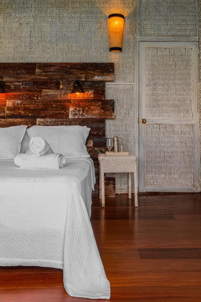 Private villa in the Rosario Islands — Bungalow room with private bath