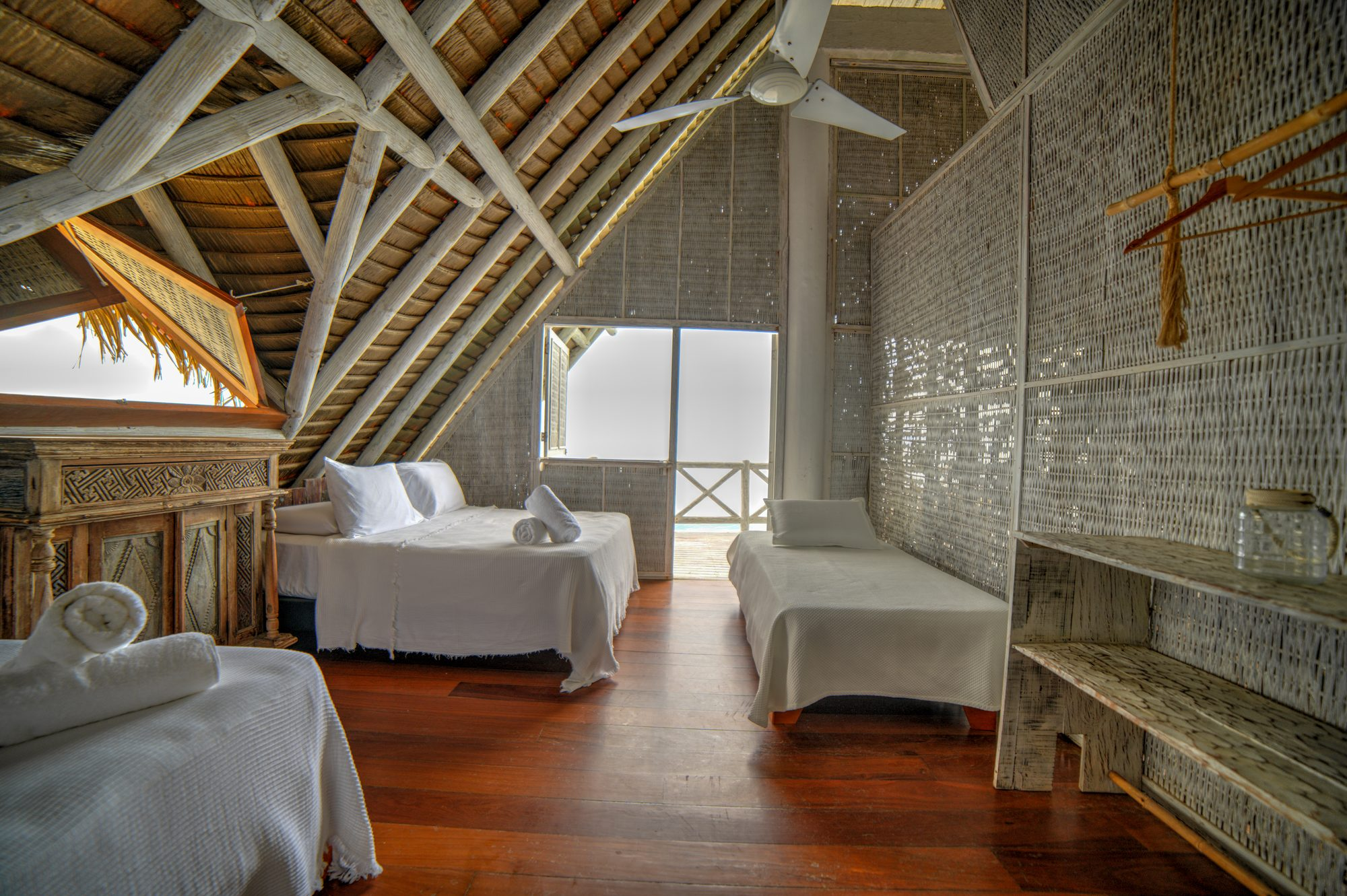 Private villa in the Rosario Islands — Bungalow room with private bath