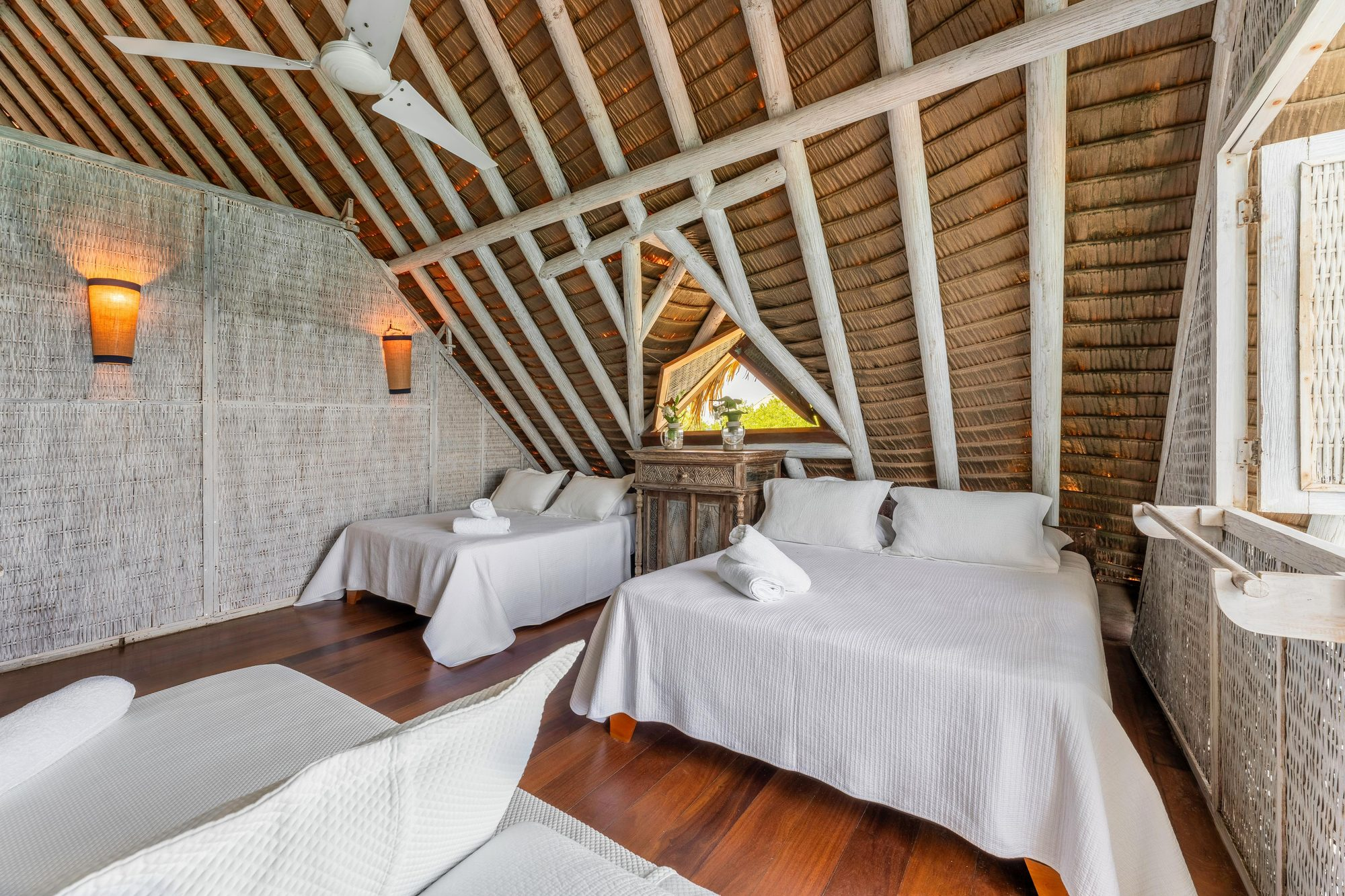 Private villa in the Rosario Islands — Bungalow room with private bath
