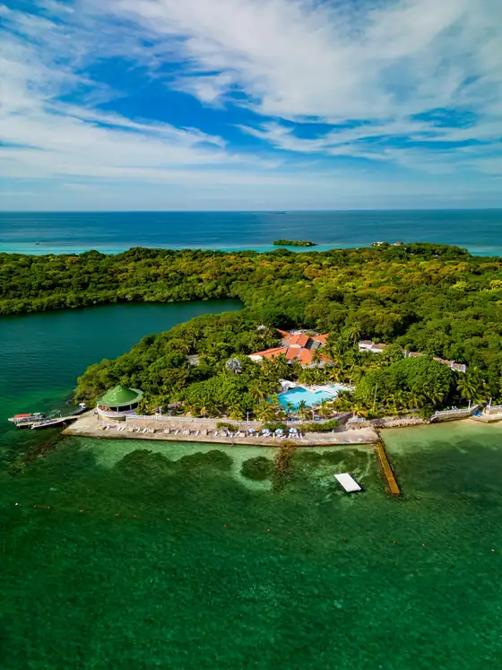 Cocoliso Island Resort day pass, Rosario Islands
