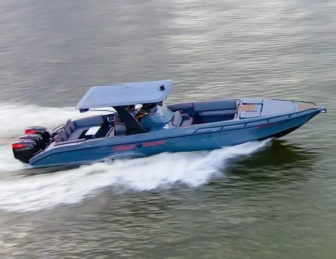 Speedboat 38’ Speed Boat in Cartagena (photo 1 of 13)