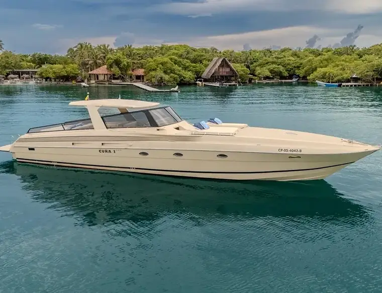 Yate Cherokee 60′ en Cartagena (foto 1 de 20)